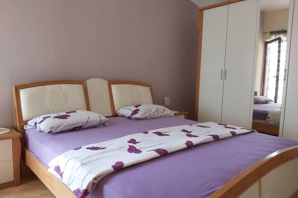 Beautiful Apartment 80 M From The Sea Marusici  Extérieur photo